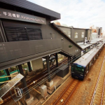 リニューアルされた平沼橋駅