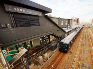 リニューアルされた平沼橋駅