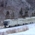 雪景色の中の四季島