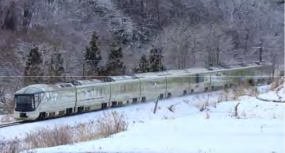 雪景色の中の四季島